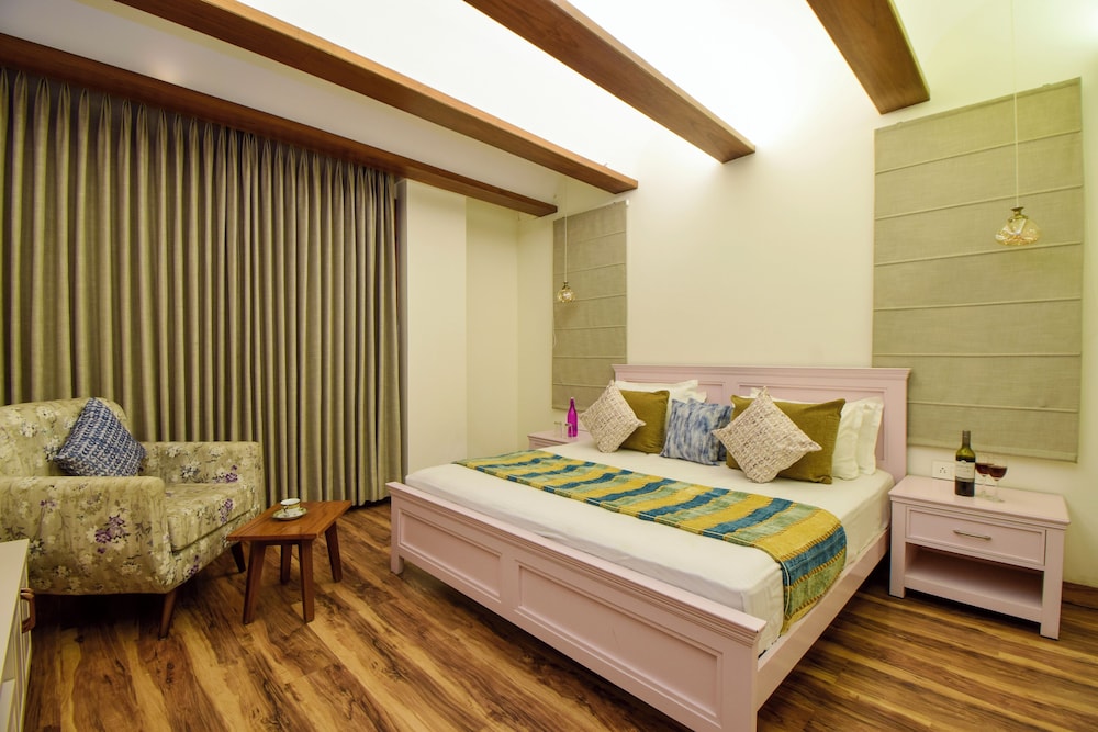 Dreamland I luxury I3Bhk IBonfire IMusic view 3
