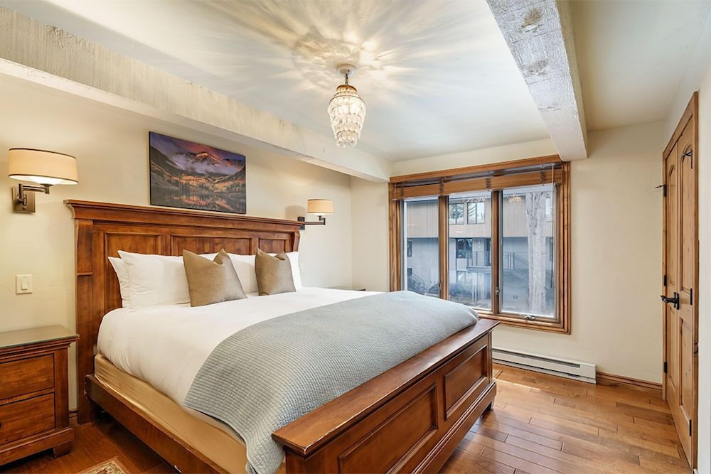 Chateau Eau Claire & Roaring Fork by Frias Properties