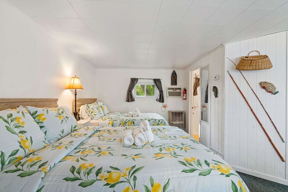 South Arm Retreats
