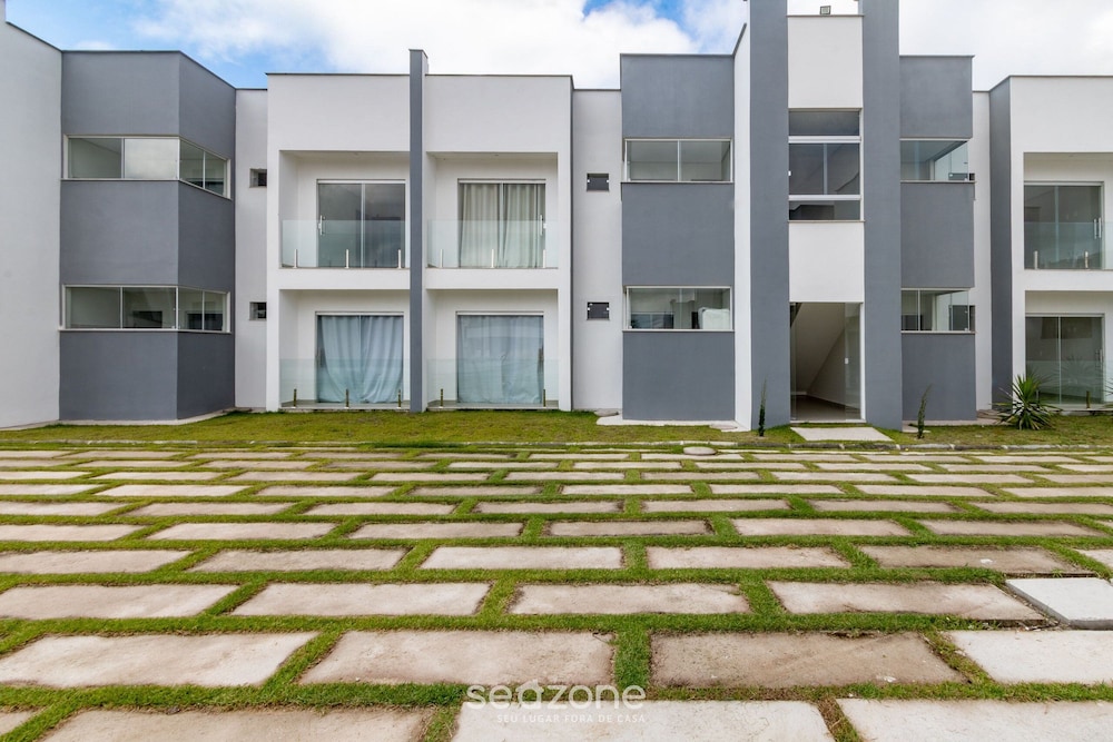 Apartments Near Muta Beach, BA - Rfms