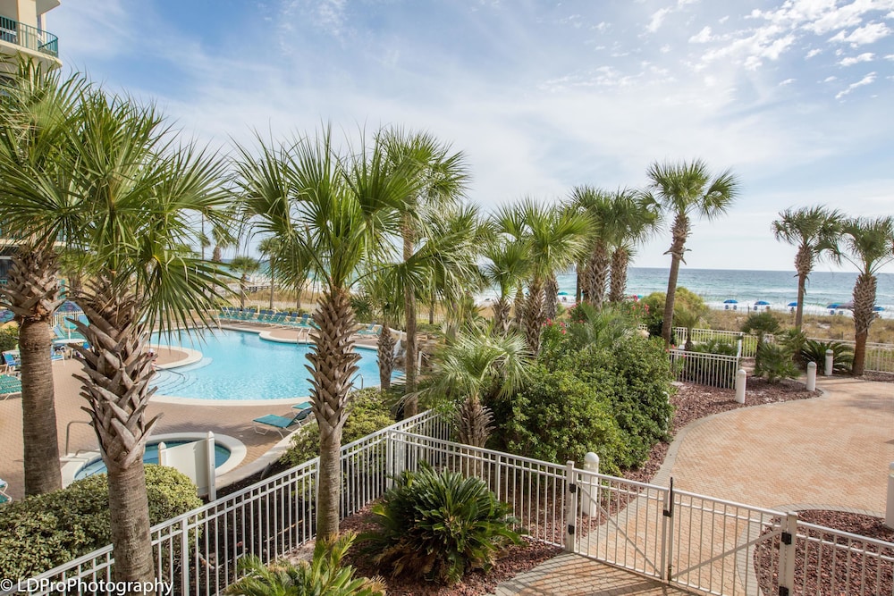 Destin Towers by Holiday Isle