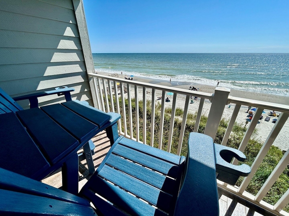 Channel Marker 302 2 Bedroom Condo by RedAwning