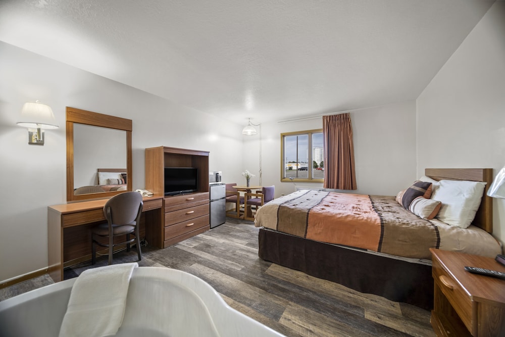 Executive Inn Cass City