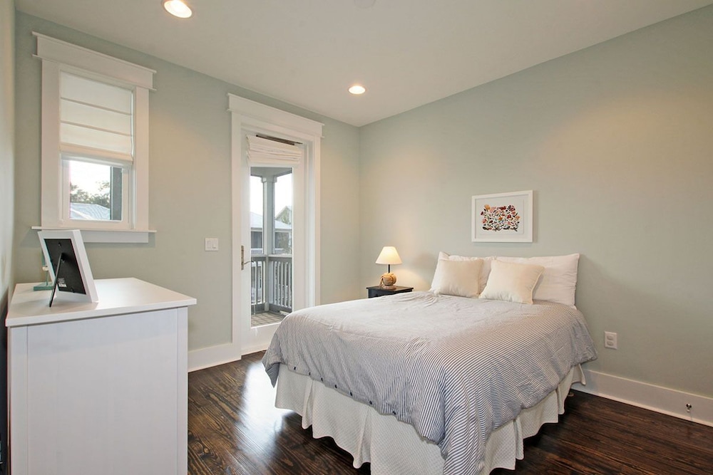 Cottage Rental Agency - Seaside, Florida