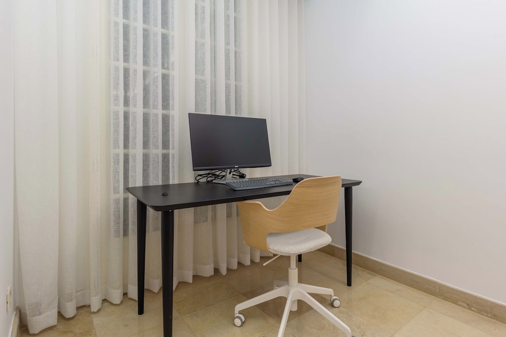 Mundo - 2 BR Apartment at Saifi Village