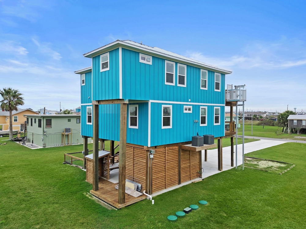 Coral Mountain by Ryson Vacation Rentals