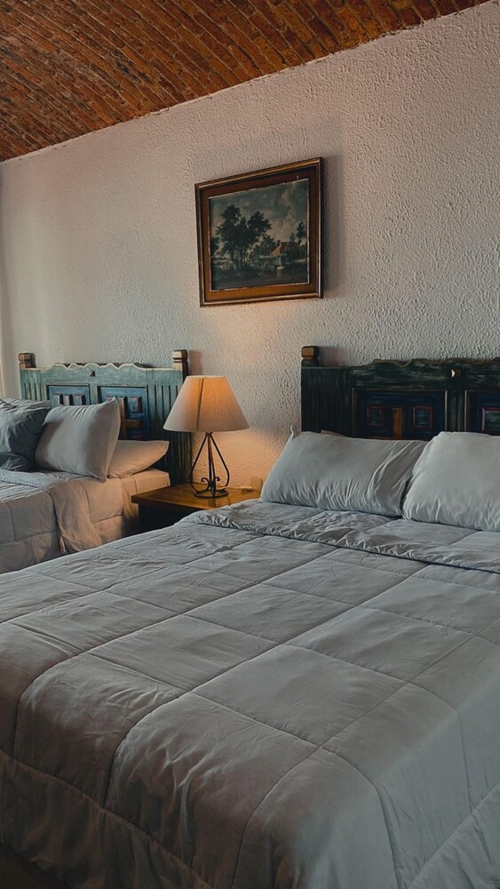 Suite H la ermita