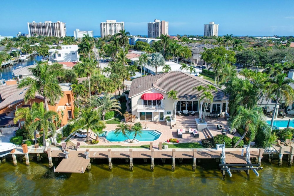Serenity Villa Water Front