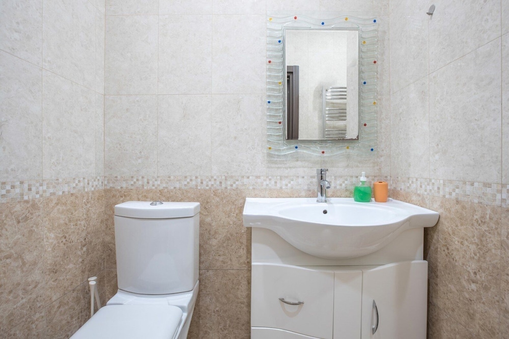 Stay Inn on Yekmalyan St