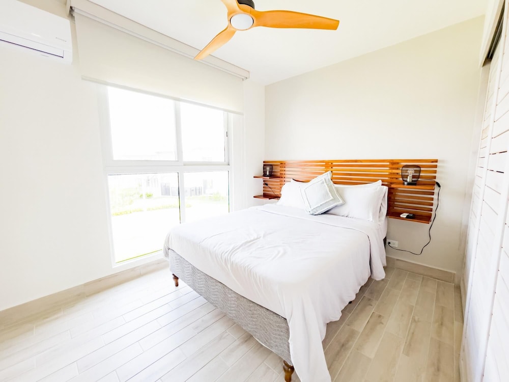 Residences C4-1c in Chame view 4