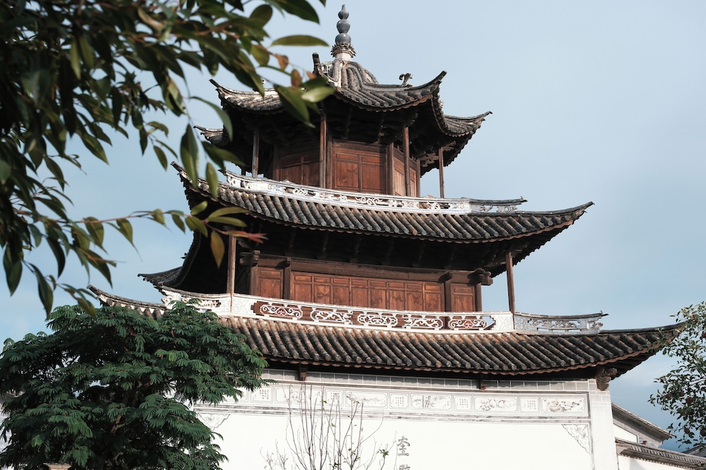 Shaxi Ancient Town Chang Le Li Chinese Courtyard Hotel