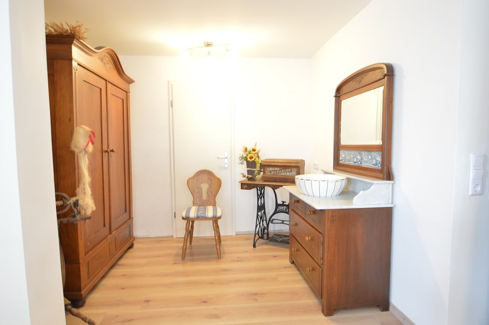 Holiday Home in Morscheid-riedenburg With Balcony view 5