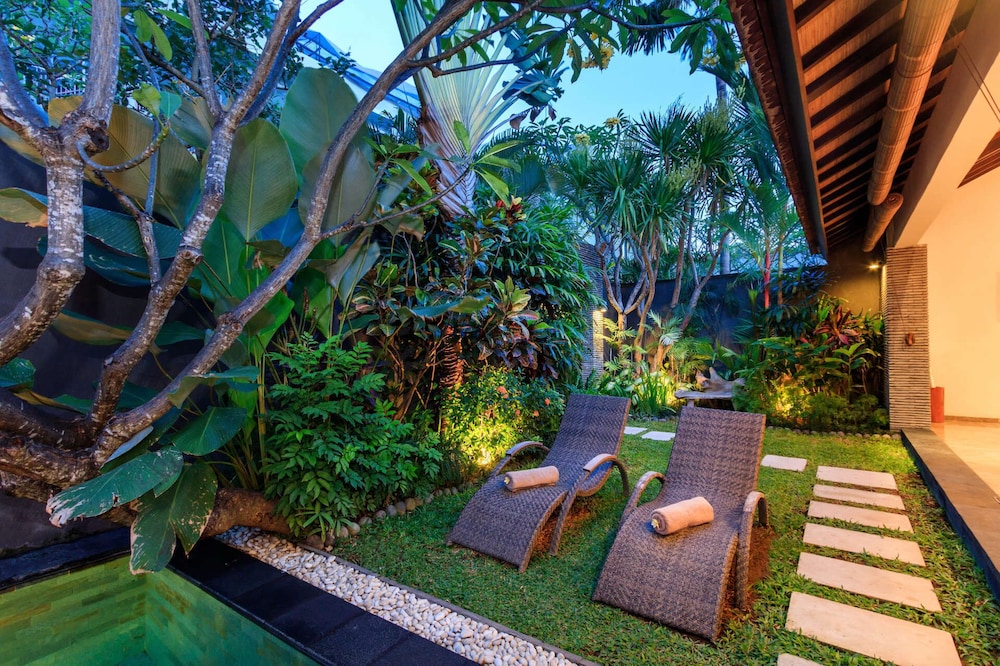 Beautiful Villa With Private Pool, Bali Villa 2011 view 3
