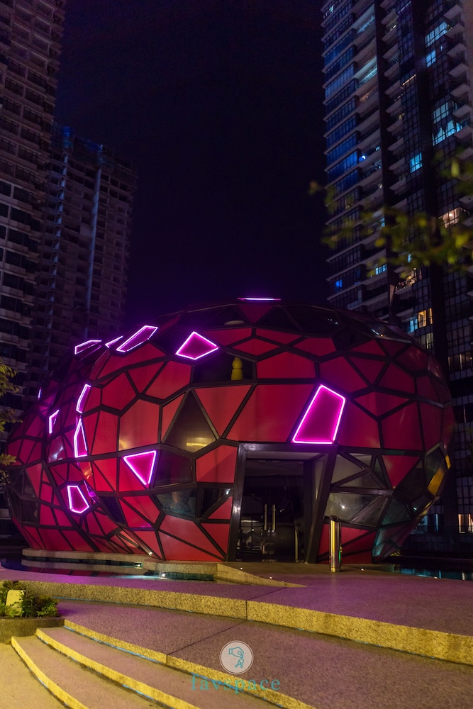Arte Plus KLCC by FavSpace