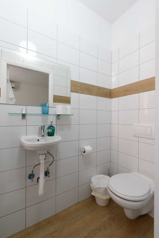 Beach View Apartments And Studio