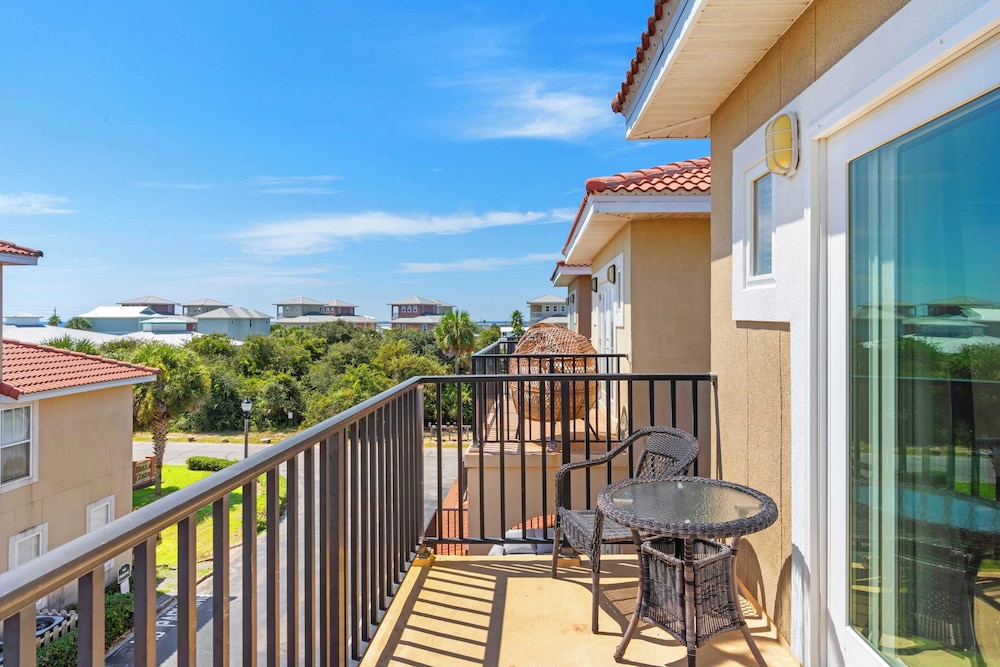 Southfields Retreat 4BR Getaway Near Laguna Beach, Carillon & Pier Park