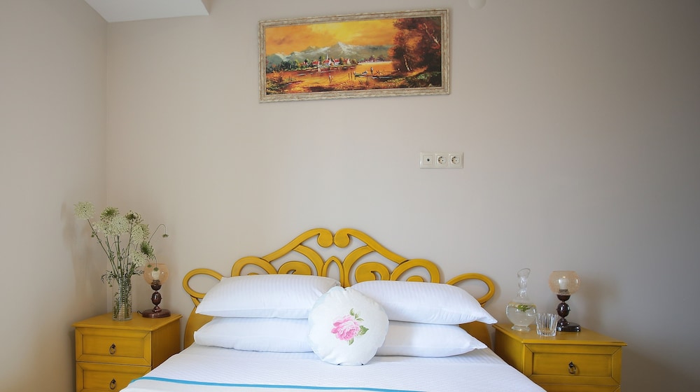Cunda Morisi Otel