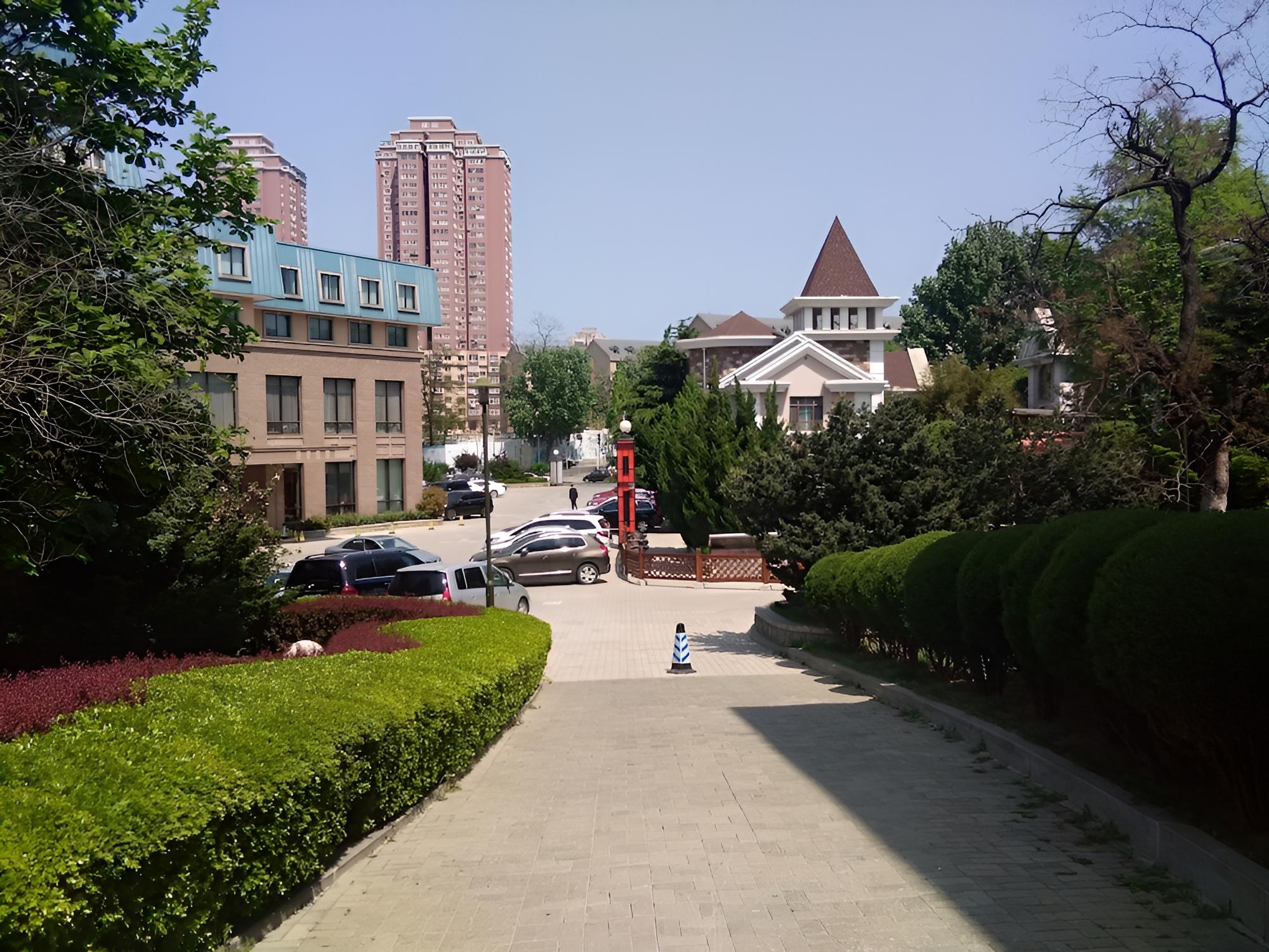 Dalian Nanshan Garden Hotel