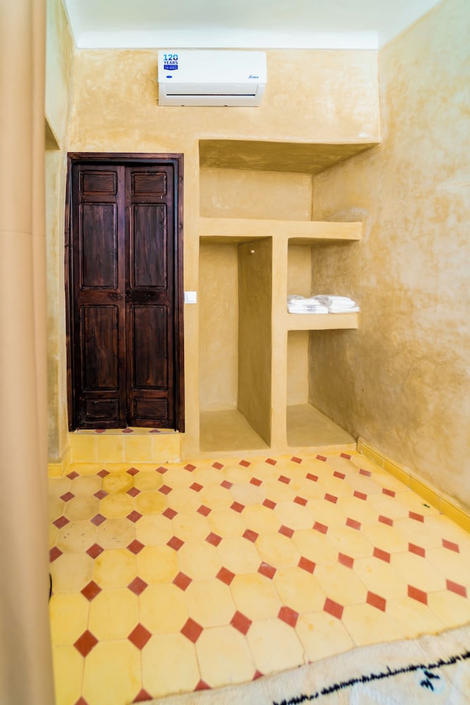 Riad Lalla Fatima