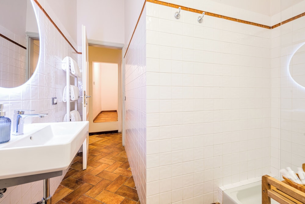Condotta 16 Apartments