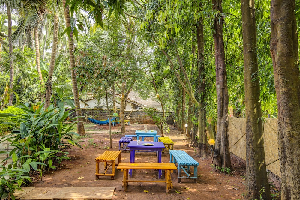 goSTOPS Lite Goa, Calangute