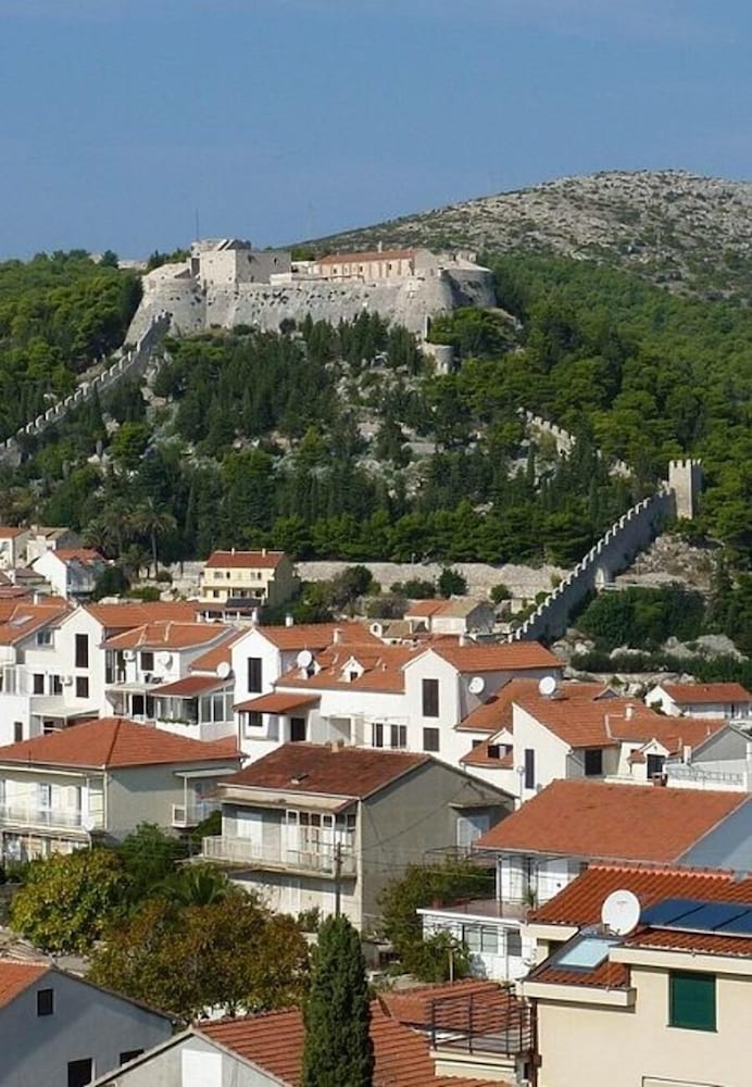 Apartments Sto