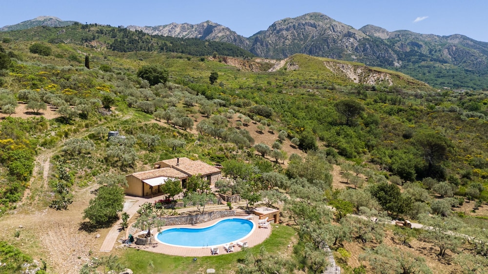 Villa Granci con Piscina view 3