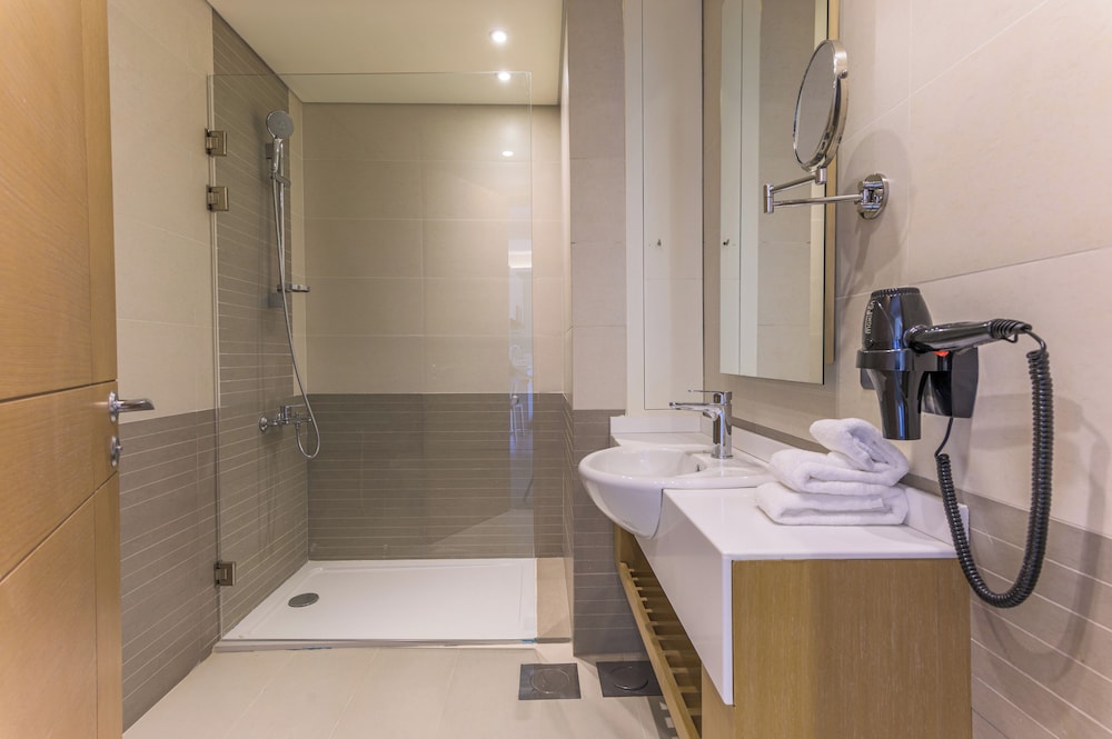 Jounieh Living - Residences by Local Host