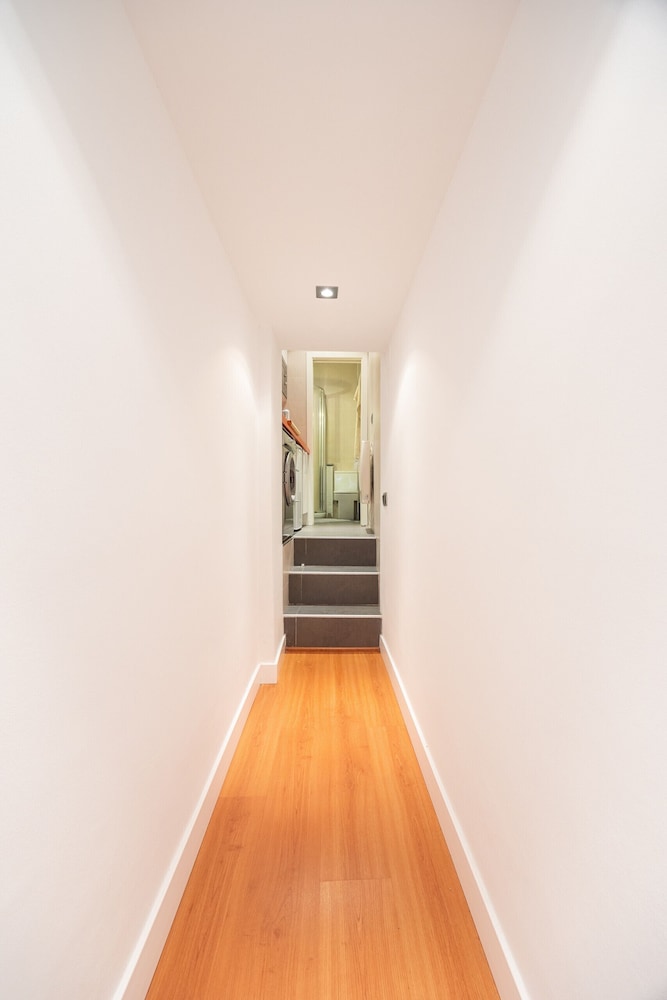Prado in Madrid With 1 Bedrooms and 1 Bathrooms