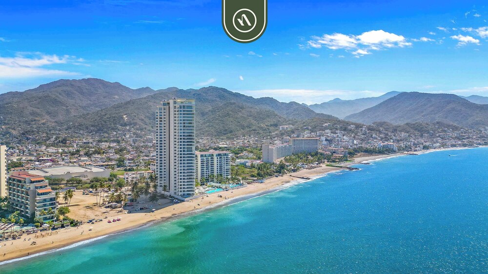 Luxury Studio With Oceanview - Beach - Pool - GYM