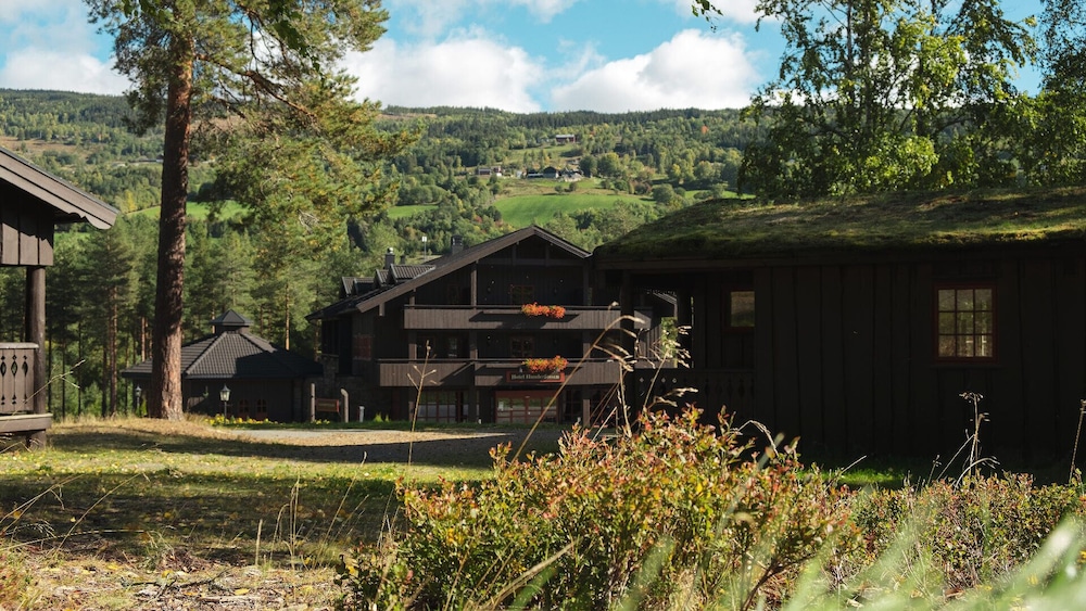 Lillehammer Vacations - Hunderfossen Hytter Hafjell - Property Image 1