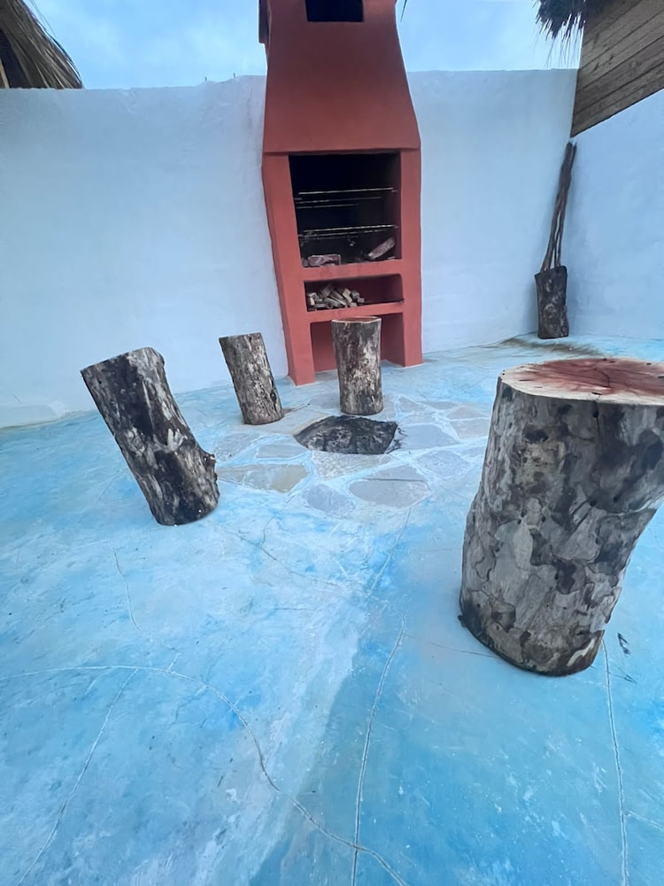 Blue beach Eco-hotel by Sanfabini