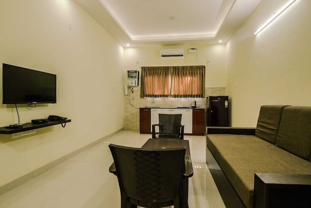 Raj Exotic Palms view 3