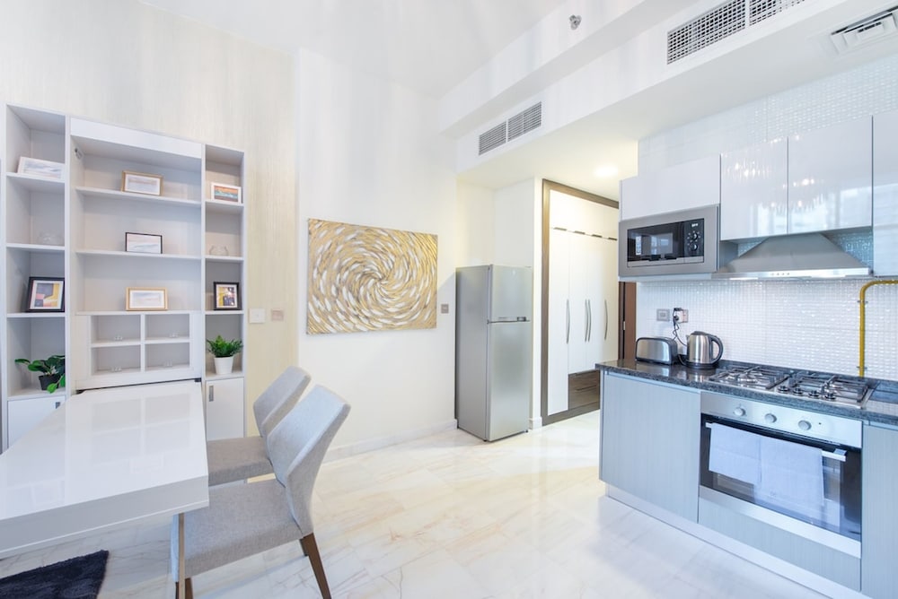 Awesome Studio Apartment With Burj Khalifa View at Business Bay