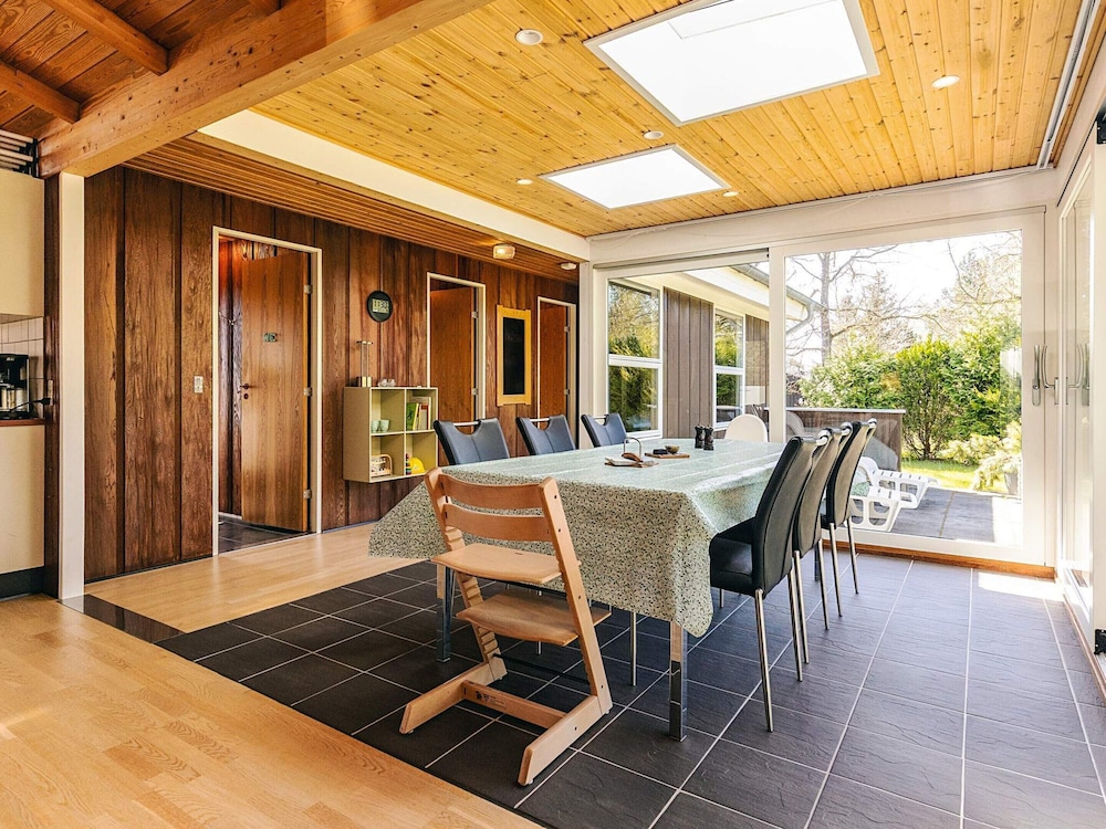 4 Star Holiday Home in Hals