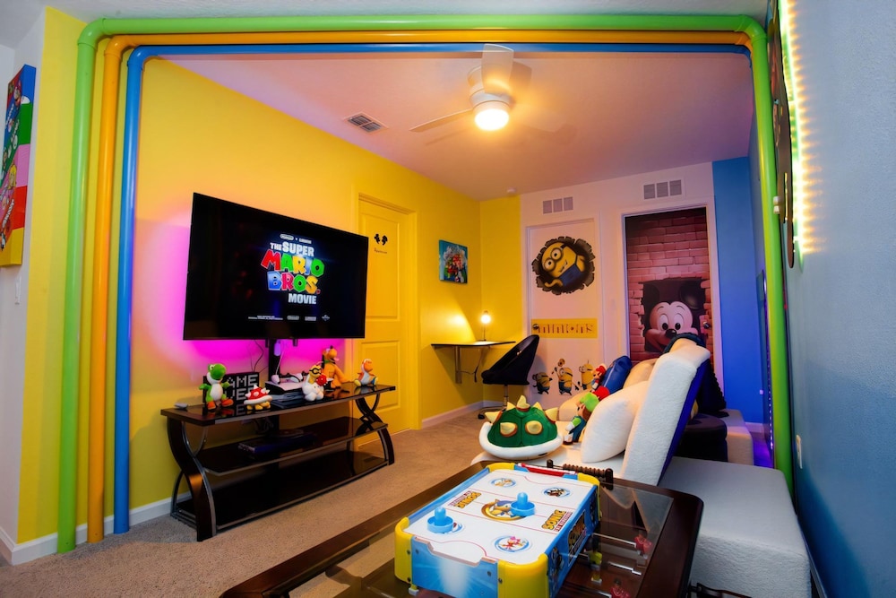 Magic Kingdom House- Brand Luxury Pool Home