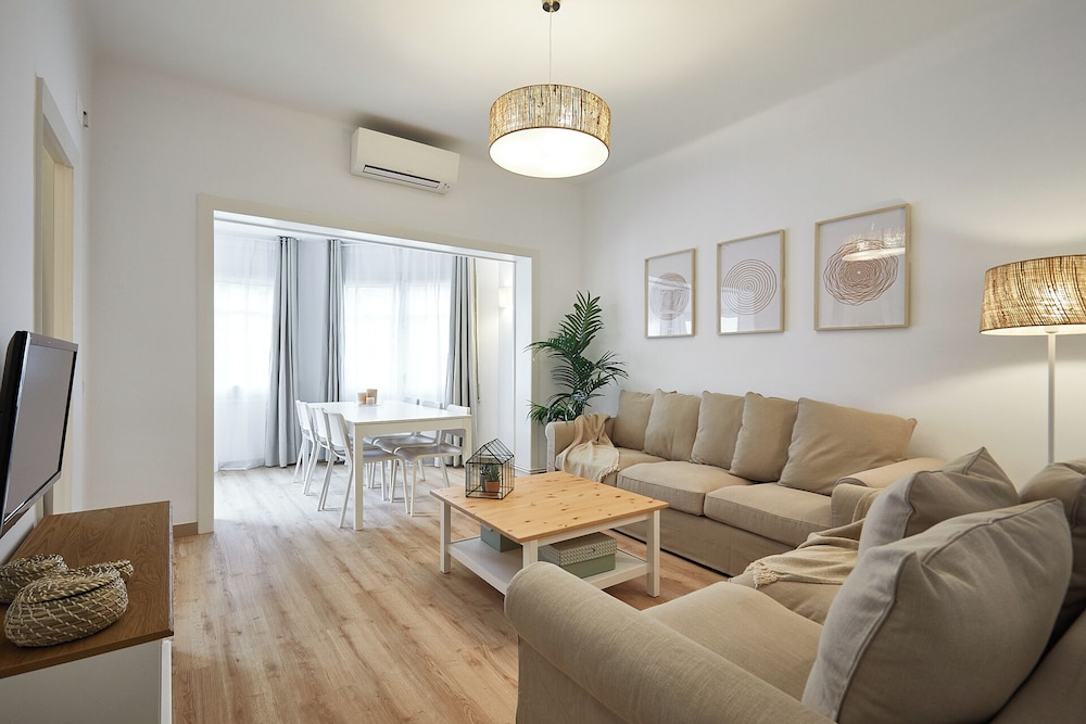 BBarcelona Calabria Flat