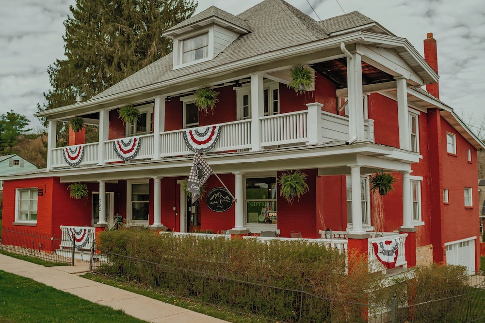 Cramer Family Mountain Inn