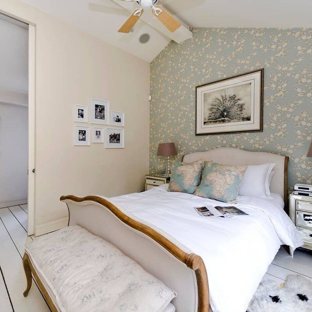 Delightful 3-bed Family Home Bayswater