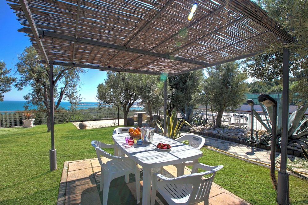 Stella Marina Residence