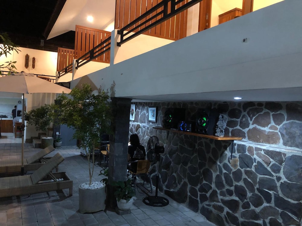 Photo 23