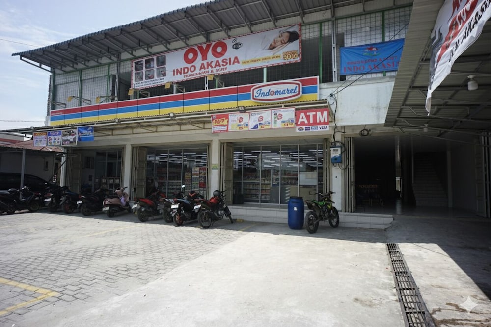 OYO 94903 Akasia Guesthouse