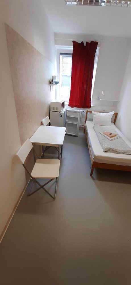 2-Rent Group Hostel Zimmer&Apartments GKP2