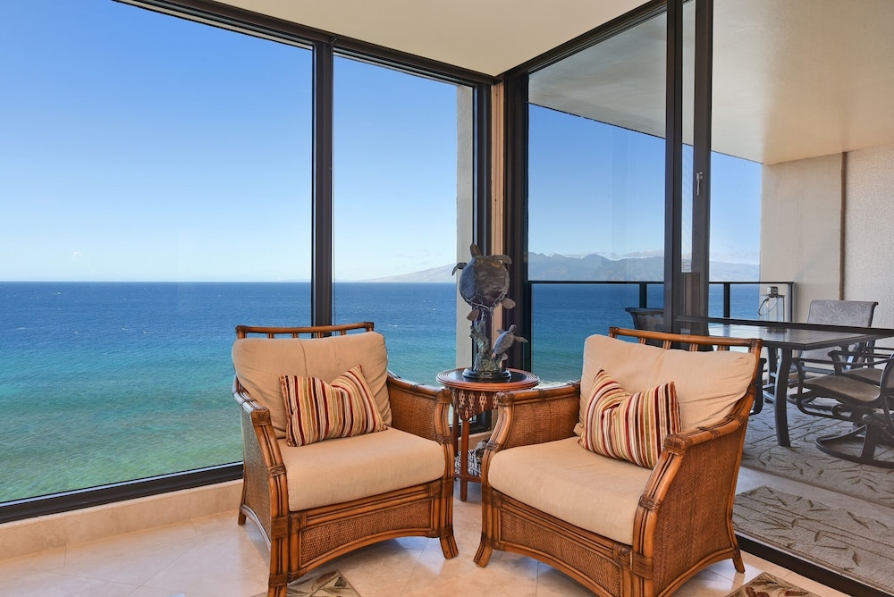 Mahana Resort #1204 1 Bedroom Condo by RedAwning