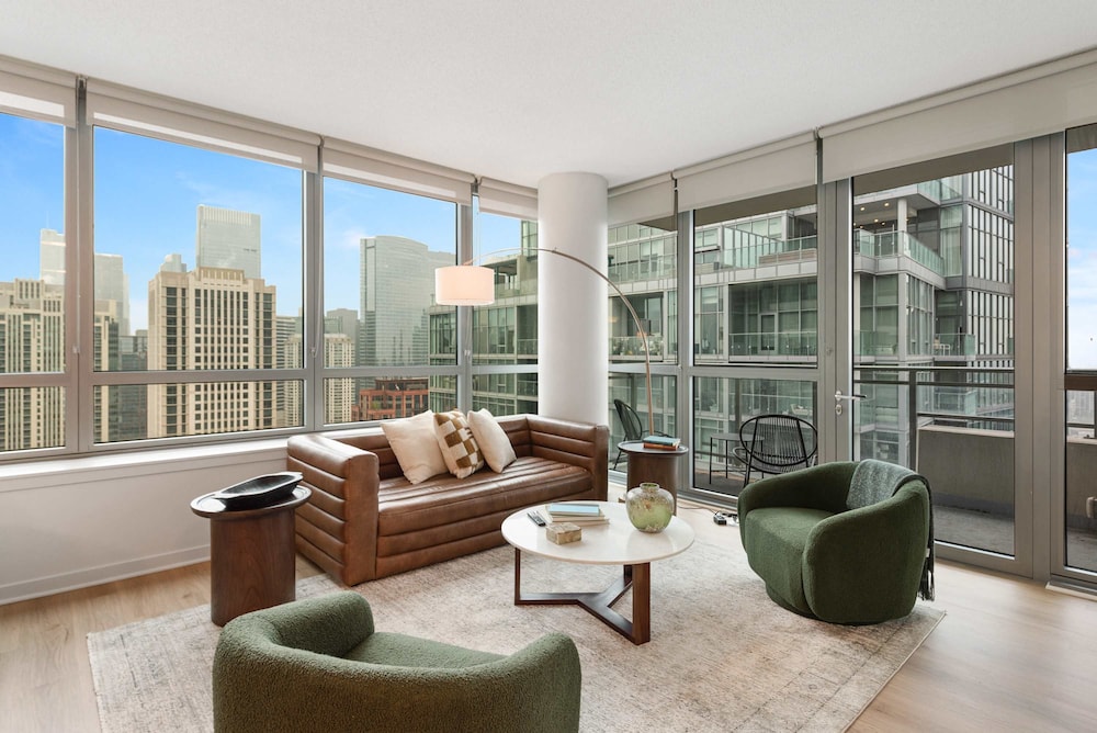 Fulton Group Stay 2 Apartments Skyline Views