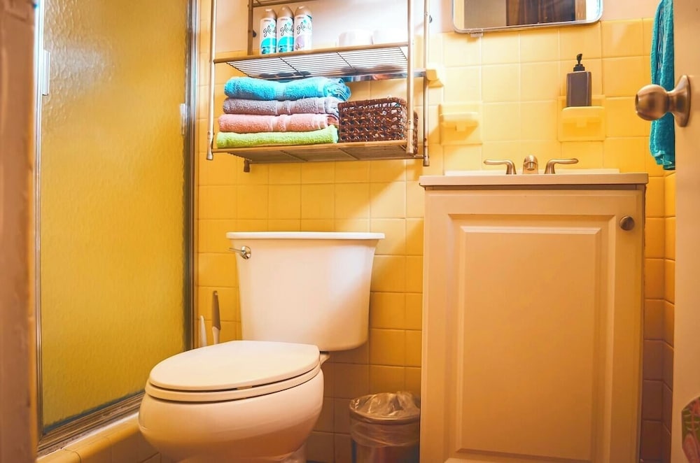 Cozy Studio in Hollywood, FL - Pet Friendly & Parking