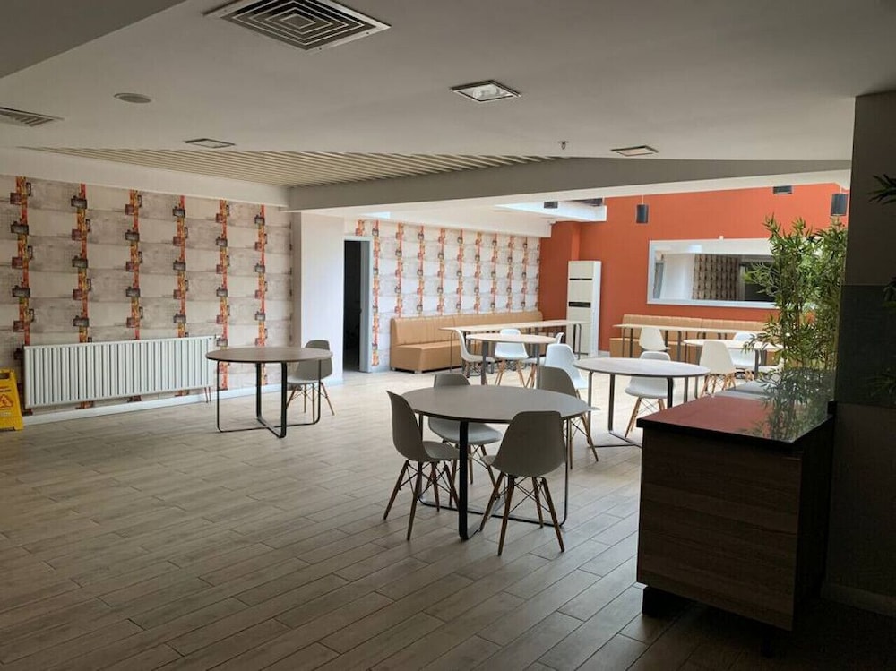 Spectacular 2 1 Apartment in Prime Suites Hotel