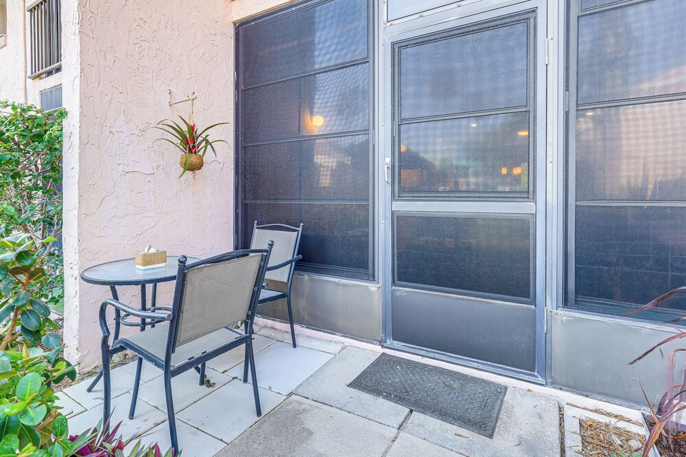 Pool, Golf & Beach Access: Fort Pierce Condo!