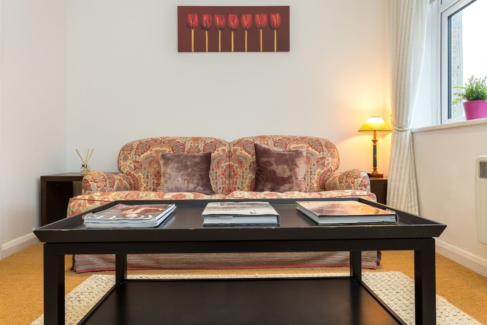 1 Bedroom Flat in South Kensington
