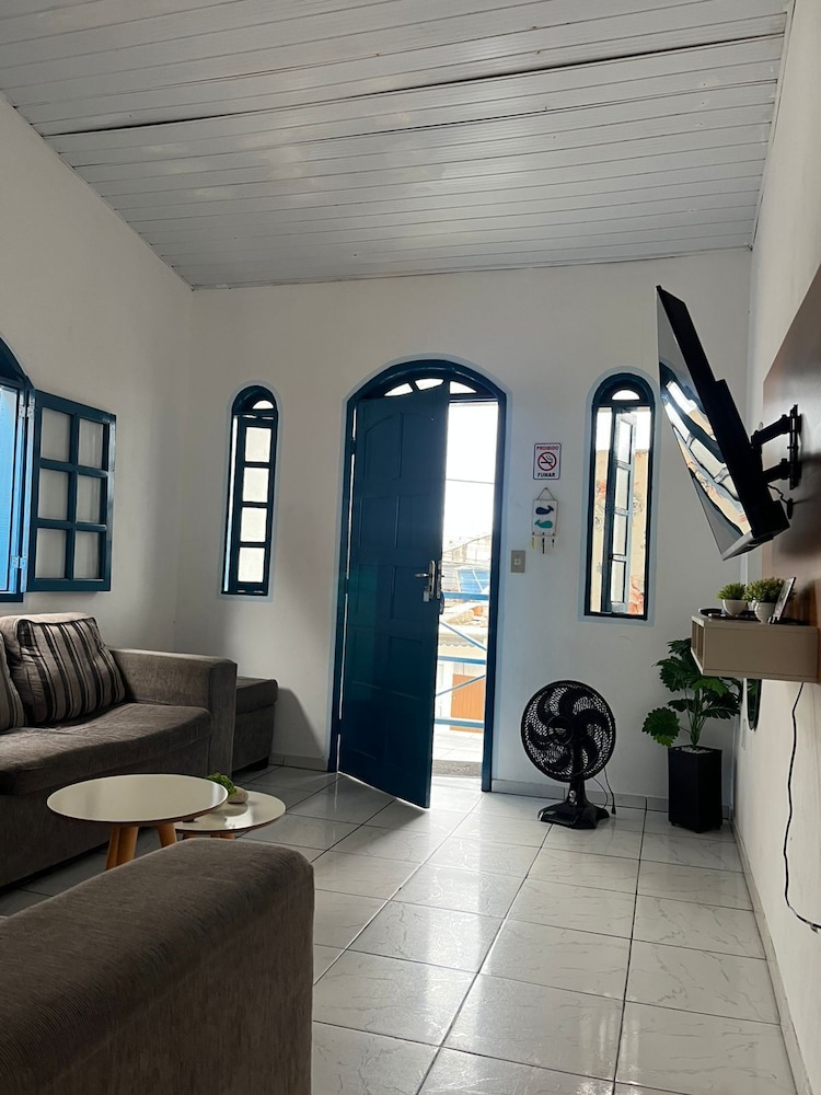 Primos Hostel & House